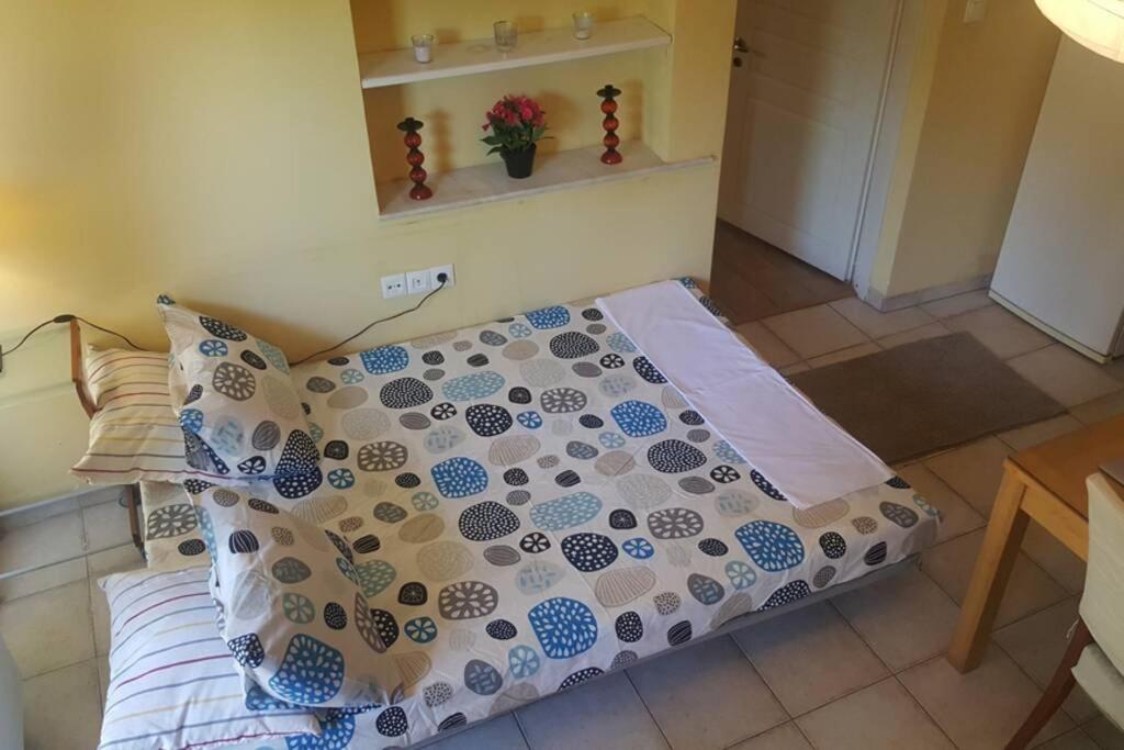 Apartamento Quite House With Garden And Barbecue Atenas Exterior foto